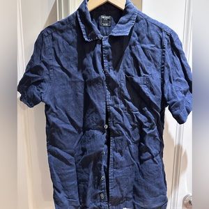 Todd Snyder blue linen short sleeve shirt